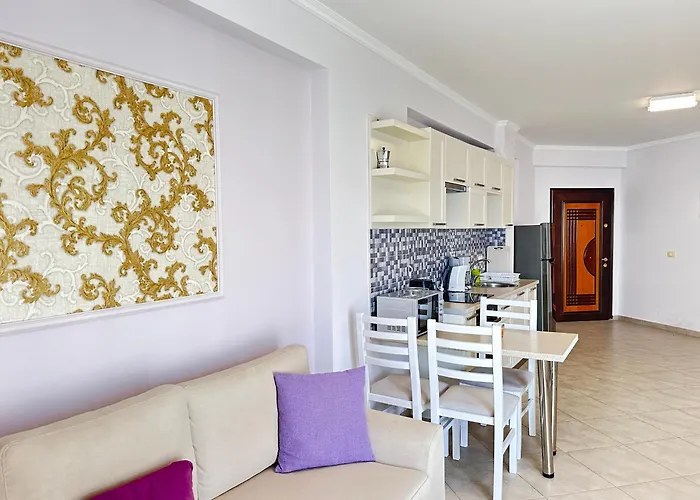 Violet Sea View Apartment