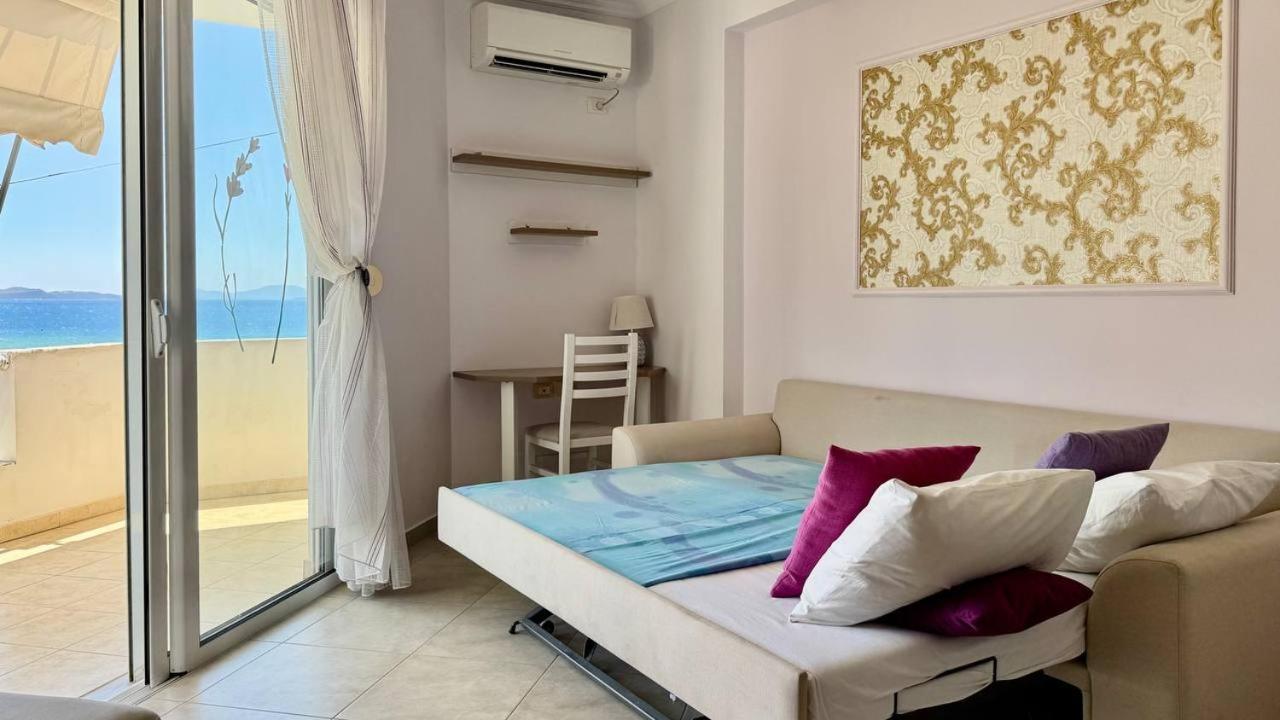Apartment Violet Sea View